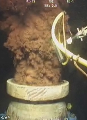 Illustration for article titled Hopes for new containment cap are dashed in Gulf